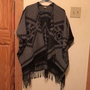 Open fringe poncho